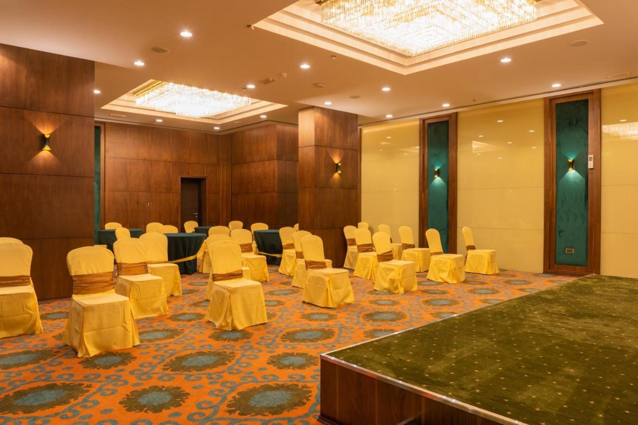 Royal Crown 3* Maskat